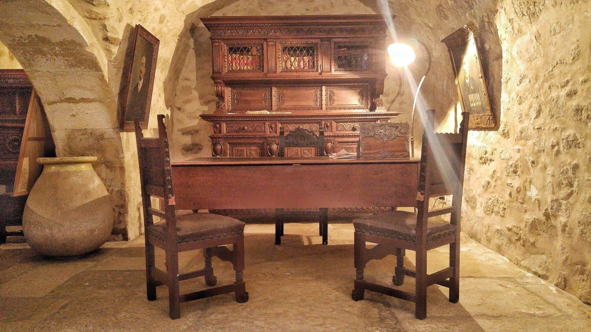 Il Borgo Dell'Arcangelo Tuili Eksteriør bilde